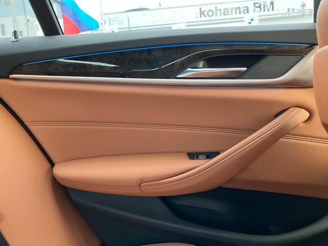 ５シリーズ ５３０ｅ　Ｍスポーツ　エディションジョイ＋　【正規認定中古車】【全国正規ディーラー保証付／２年・走行距離無制限】Ｍスポーツブレーキ　茶革パワーシート　ウッドトリム　トップビューカメラ　全方位ＰＤＣ　ＡＣＣ　シートヒーター（60枚目）