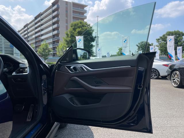 ４シリーズ Ｍ４４０ｉ　ｘＤｒｉｖｅグランクーペ　【正規認定中古車】【全国正規ディーラー保証付／２年・走行距離無制限】茶革スポーツシート　ハーマンカードン　Ｍスポーツブレーキ　アダプティブＭサスペンション　パーキングアシストプラス（38枚目）