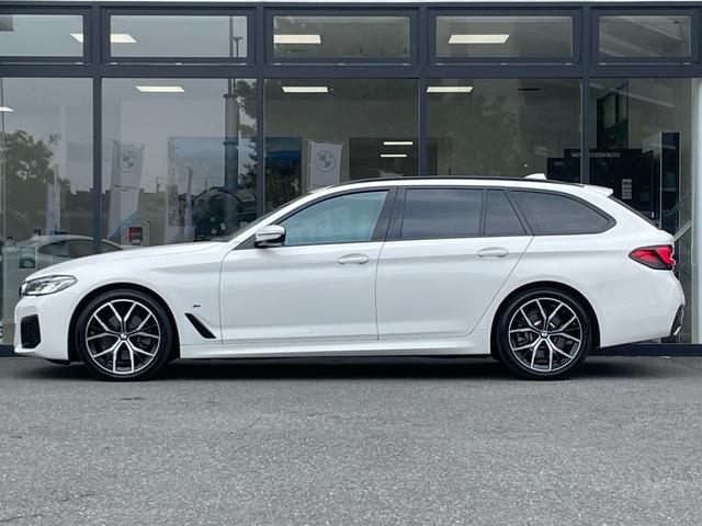 ５シリーズ ５２３ｄ　ｘＤｒｉｖｅツーリング　Ｍスポーツ　【正規認定中古車】【全国正規ディーラー保証付／２年・走行距離無制限】ＥＸメリノレザー　コンフォートシート　シートヒーター　ワンオーナー　パーキングアシスト　アダプティブサスペンション（15枚目）