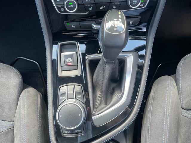 ２シリーズ ２１８ｉアクティブツアラー　Ｍスポーツ　【正規認定中古車】【全国正規ディーラー保証付／１年・走行距離無制限】バックカメラ　前後センサー　アルカンターラスポーツシート　シートヒーター　オートトランク　Ｂｌｕｅｔｏｏｔｈ　オールシーズンタイヤ（13枚目）