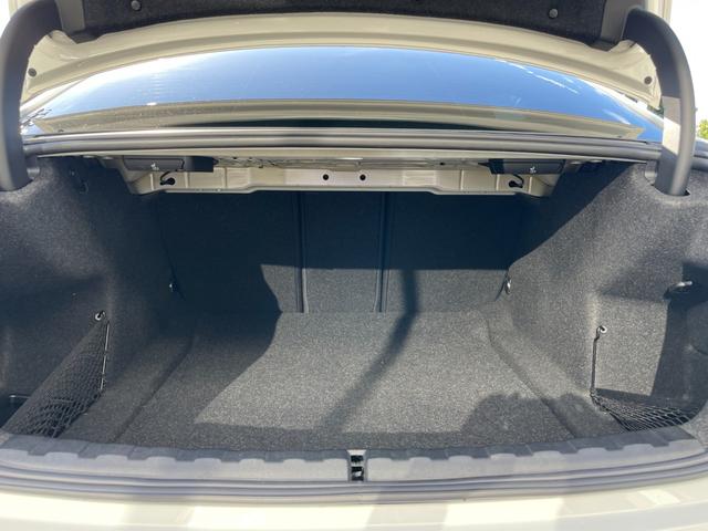 Ｍ３ Ｍ３セダン　コンペティション　【正規認定中古車】【全国正規ディーラー保証付／２年・走行距離無制限】黒革電動シート　トップビューカメラ　純正前後ドラレコ　レーザーライト　カーボンスポイラー　ＡＣＣ　ハーマンカードン　カーボントリム（21枚目）