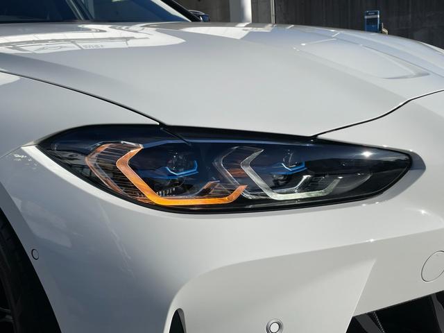 Ｍ３ Ｍ３セダン　コンペティション　【正規認定中古車】【全国正規ディーラー保証付／２年・走行距離無制限】黒革電動シート　トップビューカメラ　純正前後ドラレコ　レーザーライト　カーボンスポイラー　ＡＣＣ　ハーマンカードン　カーボントリム（32枚目）