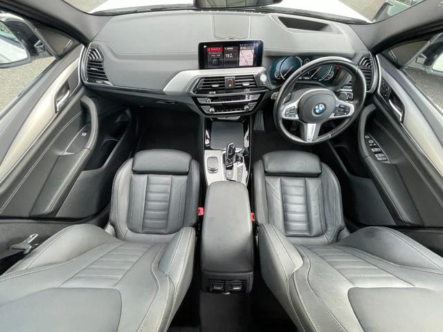 Ｘ３ Ｍ４０ｄ　【正規認定中古車】【全国正規ディーラー保証付／２年・走行距離無制限】ｈａｍａｎ／ｋａｒｄｏｎ　リアシートアジャスト　２１インチアルミ　ブラックレザーシート　全席シートヒーター　トップビューカメラ（2枚目）