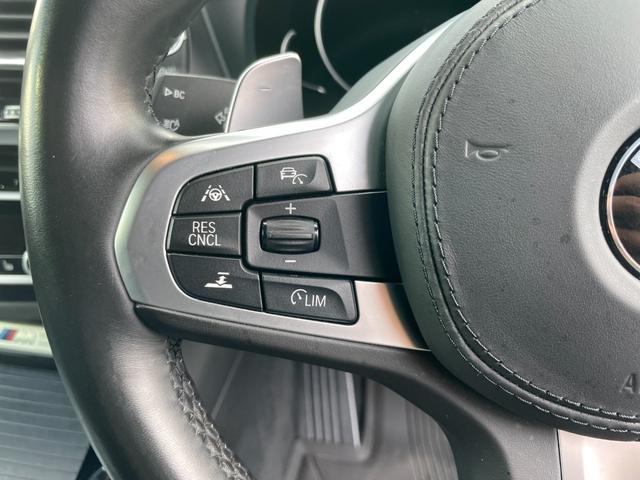 Ｘ３ Ｍ４０ｄ　【正規認定中古車】【全国正規ディーラー保証付／２年・走行距離無制限】ｈａｍａｎ／ｋａｒｄｏｎ　リアシートアジャスト　２１インチアルミ　ブラックレザーシート　全席シートヒーター　トップビューカメラ（10枚目）