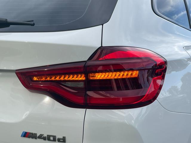 Ｘ３ Ｍ４０ｄ　【正規認定中古車】【全国正規ディーラー保証付／２年・走行距離無制限】ｈａｍａｎ／ｋａｒｄｏｎ　リアシートアジャスト　２１インチアルミ　ブラックレザーシート　全席シートヒーター　トップビューカメラ（29枚目）