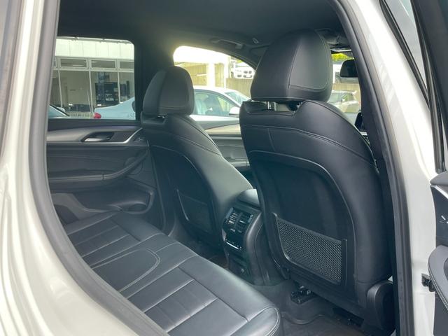 Ｘ３ Ｍ４０ｄ　【正規認定中古車】【全国正規ディーラー保証付／２年・走行距離無制限】ｈａｍａｎ／ｋａｒｄｏｎ　リアシートアジャスト　２１インチアルミ　ブラックレザーシート　全席シートヒーター　トップビューカメラ（36枚目）