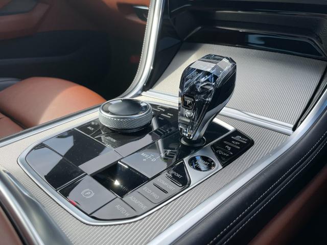 ８シリーズ ８４０ｉ　グランクーペ　Ｍスポーツ　【正規認定中古車】【全国正規ディーラー保証付／２年・走行距離無制限】弊社下取り　Ｍスポーツブレーキ　ハーマンカードン　茶革スポーツシート　シートヒーター　ベンチレーション　Ｍサスペンション（10枚目）
