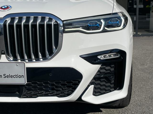 Ｘ７ ｘＤｒｉｖｅ　４０ｄ　Ｍスポーツ　【正規認定中古車】【全国正規ディーラー保証付／２年・走行距離無制限】パノラマサンルーフ　黒革シート　シートヒーター　シートエアコン　シートマッサージ　保冷保温カップホルダー　ＡＣＣ　ハーマンカードン（28枚目）