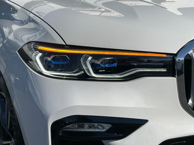 Ｘ７ ｘＤｒｉｖｅ　４０ｄ　Ｍスポーツ　【正規認定中古車】【全国正規ディーラー保証付／２年・走行距離無制限】パノラマサンルーフ　黒革シート　シートヒーター　シートエアコン　シートマッサージ　保冷保温カップホルダー　ＡＣＣ　ハーマンカードン（30枚目）