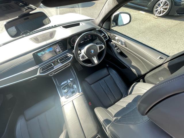 Ｘ７ ｘＤｒｉｖｅ　４０ｄ　Ｍスポーツ　【正規認定中古車】【全国正規ディーラー保証付／２年・走行距離無制限】パノラマサンルーフ　黒革シート　シートヒーター　シートエアコン　シートマッサージ　保冷保温カップホルダー　ＡＣＣ　ハーマンカードン（49枚目）