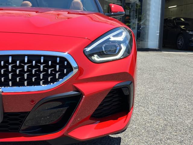 Ｚ４ ｓＤｒｉｖｅ２０ｉ　Ｍスポーツ　【正規認定中古車】【全国正規ディーラー保証付／２年・走行距離無制限】イノベーションパッケージ　アダプティブＬＥＤヘッドライト　ハーマンカードン　茶革スポーツシート　シートヒーター（18枚目）