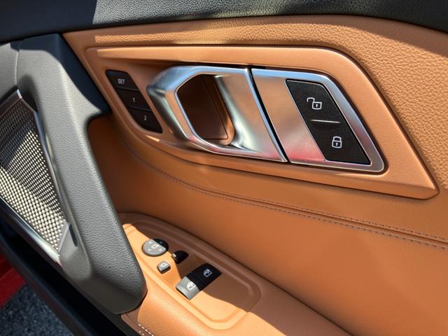 Ｚ４ ｓＤｒｉｖｅ２０ｉ　Ｍスポーツ　【正規認定中古車】【全国正規ディーラー保証付／２年・走行距離無制限】イノベーションパッケージ　アダプティブＬＥＤヘッドライト　ハーマンカードン　茶革スポーツシート　シートヒーター（31枚目）