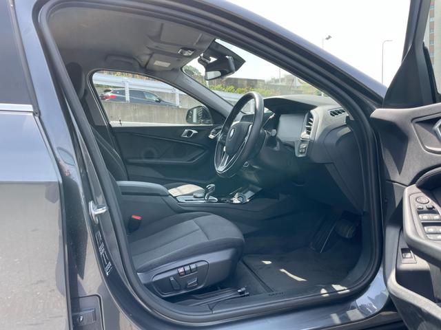 １シリーズ １１８ｄ　プレイ　【正規認定中古車】【全国正規ディーラー保証付／２年・走行距離無制限】／ＡＣＣ／黒布電動シート／ＬＥＤ／オートトランク／Ａｐｐｌｅ　Ｃａｒ　Ｐｌａｙ／Ｂｌｕｅｔｏｏｔｈ／純正前後ドライブレコーダー／禁煙（33枚目）