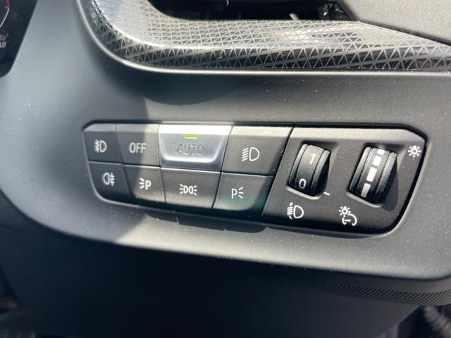 １シリーズ １１８ｄ　プレイ　【正規認定中古車】【全国正規ディーラー保証付／２年・走行距離無制限】／ＡＣＣ／黒布電動シート／ＬＥＤ／オートトランク／Ａｐｐｌｅ　Ｃａｒ　Ｐｌａｙ／Ｂｌｕｅｔｏｏｔｈ／純正前後ドライブレコーダー／禁煙（42枚目）