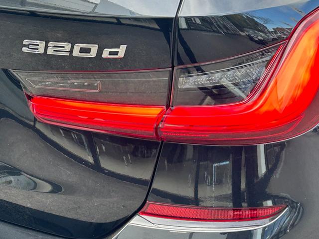 ３シリーズ ３２０ｄ　ｘＤｒｉｖｅツーリング　Ｍスポーツ　【正規認定中古車】【全国正規ディーラー保証付／２年・走行距離無制限】／全周囲カメラ／全周囲センサー／ＡＣＣ／ハンズオフ／オートトランク／Ａｐｐｌｅ　Ｃａｒ　Ｐｌａｙ／Ｂｌｕｅｔｏｏｔｈ／禁煙車／ＬＥＤ（16枚目）