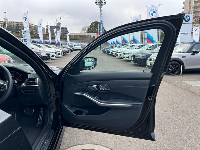 ３シリーズ ３２０ｄ　ｘＤｒｉｖｅツーリング　Ｍスポーツ　【正規認定中古車】【全国正規ディーラー保証付／２年・走行距離無制限】／全周囲カメラ／全周囲センサー／ＡＣＣ／ハンズオフ／オートトランク／Ａｐｐｌｅ　Ｃａｒ　Ｐｌａｙ／Ｂｌｕｅｔｏｏｔｈ／禁煙車／ＬＥＤ（25枚目）