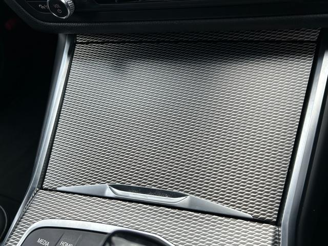 ３シリーズ ３２０ｄ　ｘＤｒｉｖｅツーリング　Ｍスポーツ　【正規認定中古車】【全国正規ディーラー保証付／２年・走行距離無制限】／全周囲カメラ／全周囲センサー／ＡＣＣ／ハンズオフ／オートトランク／Ａｐｐｌｅ　Ｃａｒ　Ｐｌａｙ／Ｂｌｕｅｔｏｏｔｈ／禁煙車／ＬＥＤ（37枚目）
