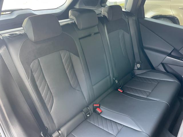 Ｘ３ ２０ｄ　ｘＤｒｉｖｅ　Ｍスポーツ　【正規認定中古車】【最長４年！全国正規ディーラー保証付／２年・走行距離無制限】ハーマンカードンスピーカー　全席シートヒーター　シートベンチレーション　トップビューカメラ　ＡＣＣ　ステアリングヒーター（29枚目）