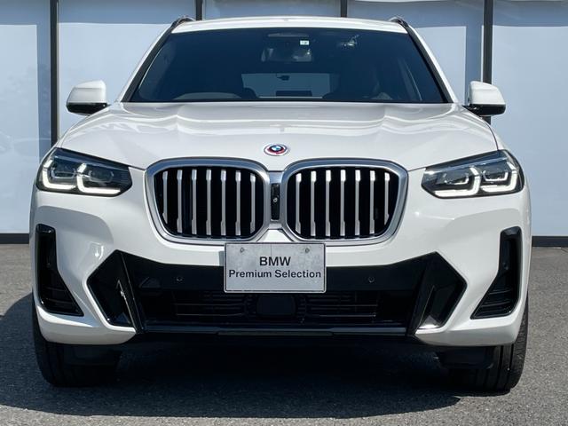Ｘ３ ｘＤｒｉｖｅ　２０ｄ　Ｍスポーツ　【正規認定中古車】【全国正規ディーラー保証付／２年・走行距離無制限】黒革　トップビュー　ＡＣＣ　全方位ＰＤＣ　シートヒーター　後退アシスト　ＴＶ　Ｂｌｕｅｔｏｏｔｈ　２０インチアルミ　純正前後ドラレコ（16枚目）