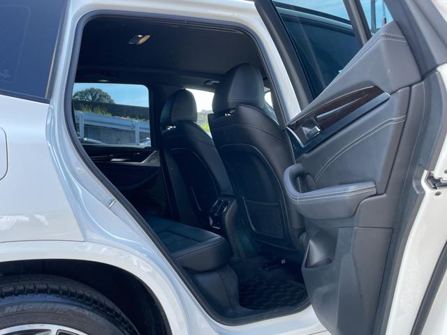 Ｘ３ ｘＤｒｉｖｅ　２０ｄ　Ｍスポーツ　【正規認定中古車】【全国正規ディーラー保証付／２年・走行距離無制限】黒革　トップビュー　ＡＣＣ　全方位ＰＤＣ　シートヒーター　後退アシスト　ＴＶ　Ｂｌｕｅｔｏｏｔｈ　２０インチアルミ　純正前後ドラレコ（29枚目）