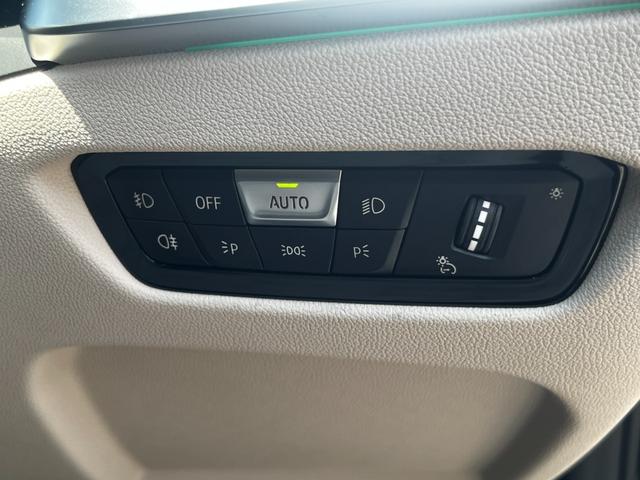 ４シリーズ ４２０ｉカブリオレ　Ｍスポーツ　【正規認定中古車】【全国正規ディーラー保証付／２年・走行距離無制限】ファストトラックパッケージ　オイスター革シート　エアカラー　トップビュー　Ｍライトアロイホイールダブルスポーク　弊社下取車　禁煙（30枚目）