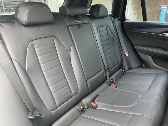 Ｘ３ ｘＤｒｉｖｅ　２０ｄ　Ｍスポーツ　【正規認定中古車】【全国正規ディーラー保証付／２年・走行距離無制限】ＬＥＤ　２０ＡＷ　コンフォートアクセス　オートトランク　アクティブクルーズコントロール　ヘッドアップディスプレイ　トップビュー（30枚目）