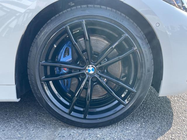４シリーズ ４２０ｉカブリオレ　Ｍスポーツ　【正規認定中古車】【全国正規ディーラー保証付／２年・走行距離無制限】コニャックレザー　ファストトラックパッケージ　レーザーライト　フルセグＴＶ　パーキングアシスト　３６０度カメラ　弊社下取り車（4枚目）