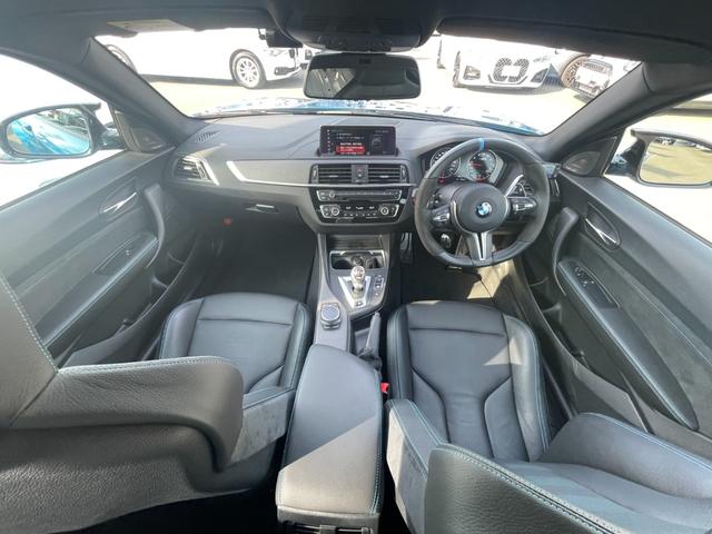 Ｍ２ コンペティション　【正規認定中古車】【全国正規ディーラー保証付／２年・走行距離無制限】ｈａｒｍａｎ／ｋａｒｄｏｎスピーカー　クルーズコントロール　ワンオーナー　ドライブレコーダー　シートヒーター　アダプティブＬＥＤ（4枚目）