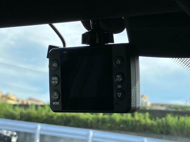 Ｘ２ ｘＤｒｉｖｅ　２０ｉ　ＭスポーツＸ　【正規認定中古車】【全国正規ディーラー保証付／２年・走行距離無制限】サンルーフ　セレクトパッケージ　ヘッドアップディスプレイ　禁煙　アクティブクルーズコントロール　ドライブレコーダー　弊社下取り車（6枚目）