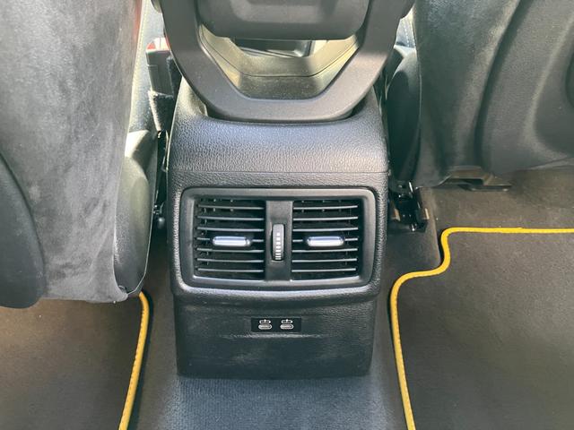 Ｘ２ ｘＤｒｉｖｅ　２０ｉ　ＭスポーツＸ　【正規認定中古車】【全国正規ディーラー保証付／２年・走行距離無制限】サンルーフ　セレクトパッケージ　ヘッドアップディスプレイ　禁煙　アクティブクルーズコントロール　ドライブレコーダー　弊社下取り車（35枚目）