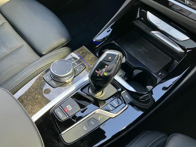 Ｘ３ ｘＤｒｉｖｅ　２０ｄ　Ｍスポーツ　【正規認定中古車】【全国正規ディーラー保証付／２年・走行距離無制限】弊社買取り車両　パノラマサンルーフ　ハーマンカードン　ブラックレザースポーツシート　シートヒーター　トップビューカメラ　全方位ＰＤＣ（45枚目）