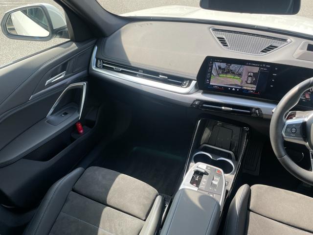 Ｘ１ ｓＤｒｉｖｅ　１８ｉ　Ｍスポーツ　【正規認定中古車】【全国正規ディーラー保証付／２年・走行距離無制限】テクノロジーパッケージ　デモンストレーションカー　ＡＣＣ　３６０度カメラ　カープレイ　電動トランク　ヘッドアップディスプレイ（32枚目）
