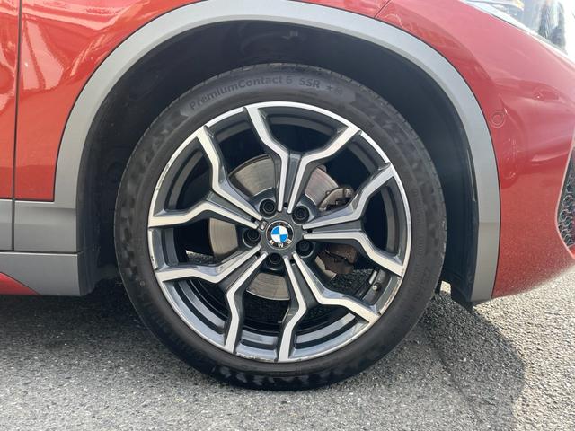 Ｘ２ 　【正規認定中古車】【全国正規ディーラー保証付／２年・走行距離無制限】アクティブクルーズコントロール　ヘッドアップディスプレイ　シートヒーター　バックカメラ　オートトランク　アンビエントライト（26枚目）