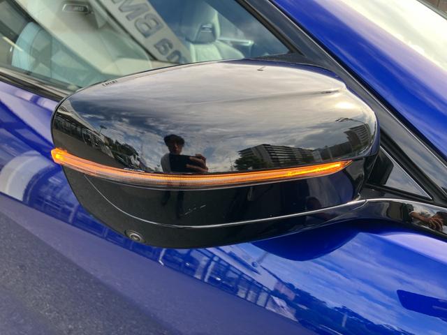 Ｍ８ Ｍ８カブリオレ　コンペティション　【正規認定中古車】【全国正規ディーラー保証付／２年・走行距離無制限】Ｂｏｗｅｒｓ＆Ｗｉｌｋｉｎｓスピーカー　フルレザーメリノインテリア　シルバーストーン　トップビューカメラ　シートベンチレーション（25枚目）