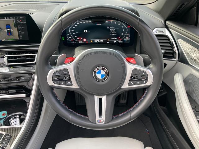Ｍ８ Ｍ８カブリオレ　コンペティション　【正規認定中古車】【全国正規ディーラー保証付／２年・走行距離無制限】Ｂｏｗｅｒｓ＆Ｗｉｌｋｉｎｓスピーカー　フルレザーメリノインテリア　シルバーストーン　トップビューカメラ　シートベンチレーション（44枚目）
