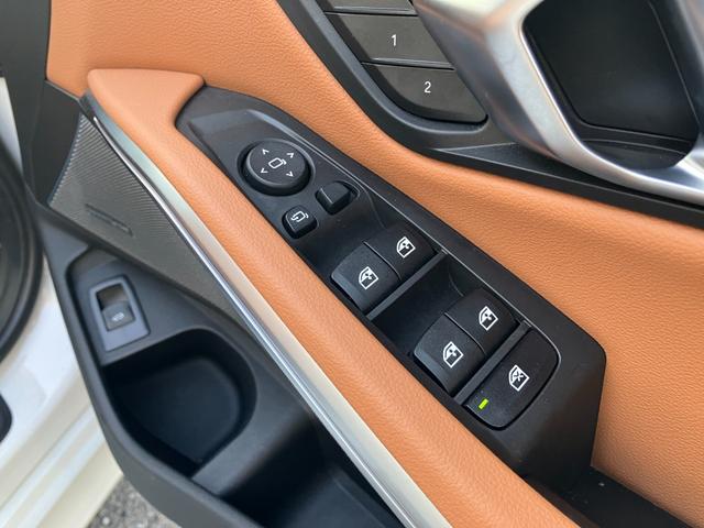 ３シリーズ Ｍ３４０ｉ　ｘＤｒｉｖｅツーリング　【正規認定中古車】【全国正規ディーラー保証付／２年・走行距離無制限】１９ＡＷ　茶革スポーツシート　シートヒーター　ハーマンカードン　トップビュー　全方囲ＰＤＣ　純正前方ドラレコ　ＡＣＣ　パドルシフト（9枚目）