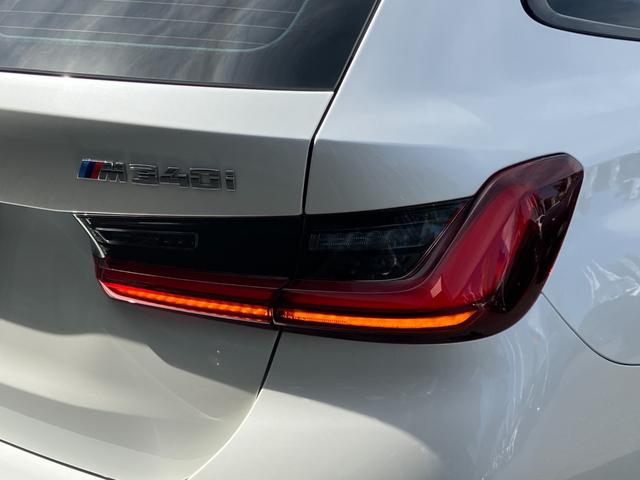 ３シリーズ Ｍ３４０ｉ　ｘＤｒｉｖｅツーリング　【正規認定中古車】【全国正規ディーラー保証付／２年・走行距離無制限】１９ＡＷ　茶革スポーツシート　シートヒーター　ハーマンカードン　トップビュー　全方囲ＰＤＣ　純正前方ドラレコ　ＡＣＣ　パドルシフト（53枚目）