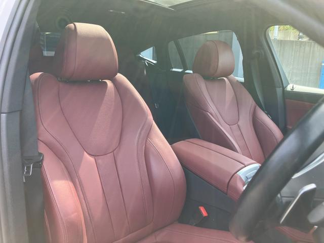 Ｘ６ ｘＤｒｉｖｅ　３５ｄ　Ｍスポーツ　【正規認定中古車】【全国正規ディーラー保証付／２年・走行距離無制限】レッドレザースポーツパワーシート　ソートヒーター　パノラマサンルーフ　トップビュー　全方位ＰＤＣ　アダプティブＭサスペンション（4枚目）