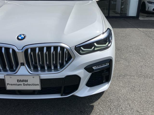 Ｘ６ ｘＤｒｉｖｅ　３５ｄ　Ｍスポーツ　【正規認定中古車】【全国正規ディーラー保証付／２年・走行距離無制限】レッドレザースポーツパワーシート　ソートヒーター　パノラマサンルーフ　トップビュー　全方位ＰＤＣ　アダプティブＭサスペンション（14枚目）