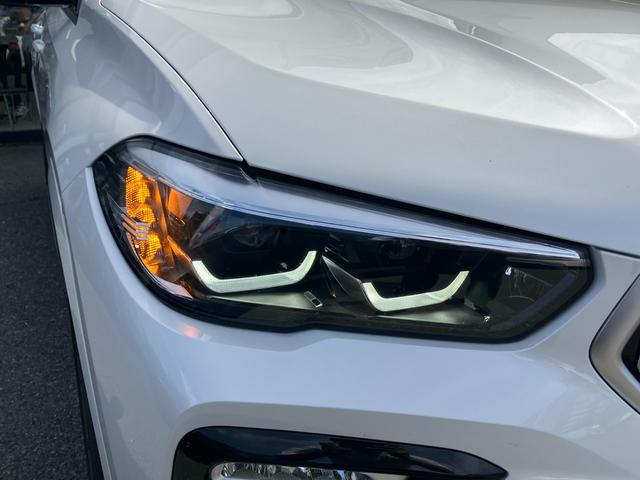 Ｘ６ ｘＤｒｉｖｅ　３５ｄ　Ｍスポーツ　【正規認定中古車】【全国正規ディーラー保証付／２年・走行距離無制限】レッドレザースポーツパワーシート　ソートヒーター　パノラマサンルーフ　トップビュー　全方位ＰＤＣ　アダプティブＭサスペンション（16枚目）