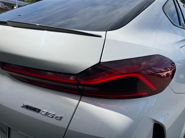 Ｘ６ ｘＤｒｉｖｅ　３５ｄ　Ｍスポーツ　【正規認定中古車】【全国正規ディーラー保証付／２年・走行距離無制限】レッドレザースポーツパワーシート　ソートヒーター　パノラマサンルーフ　トップビュー　全方位ＰＤＣ　アダプティブＭサスペンション（22枚目）