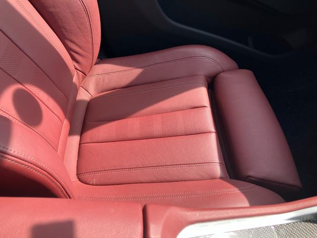Ｘ６ ｘＤｒｉｖｅ　３５ｄ　Ｍスポーツ　【正規認定中古車】【全国正規ディーラー保証付／２年・走行距離無制限】レッドレザースポーツパワーシート　ソートヒーター　パノラマサンルーフ　トップビュー　全方位ＰＤＣ　アダプティブＭサスペンション（55枚目）