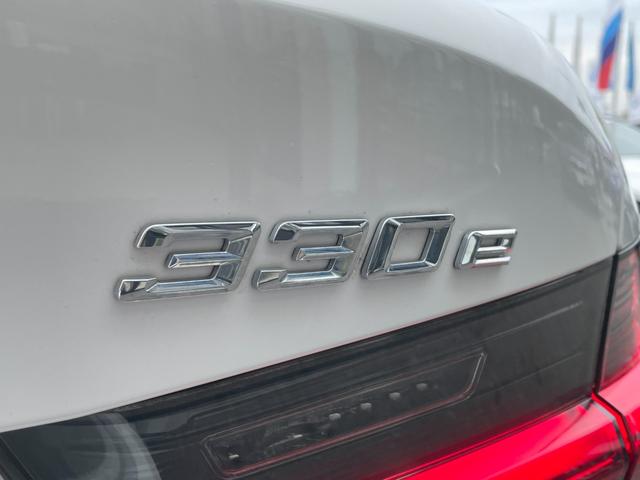 ３シリーズ ３３０ｅ　Ｍスポーツ　【正規認定中古車】【全国正規ディーラー保証付／２年・走行距離無制限】禁煙　弊社新車拠点下取　ワンオーナー車　トップビューカメラ　全方位センサー　シートヒーター　アンビエントライト　シートヒーター（18枚目）