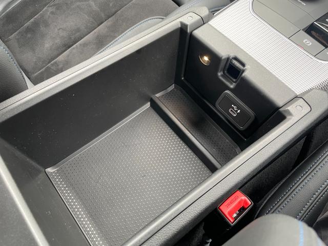 ３シリーズ ３３０ｅ　Ｍスポーツ　【正規認定中古車】【全国正規ディーラー保証付／２年・走行距離無制限】禁煙　弊社新車拠点下取　ワンオーナー車　トップビューカメラ　全方位センサー　シートヒーター　アンビエントライト　シートヒーター（58枚目）