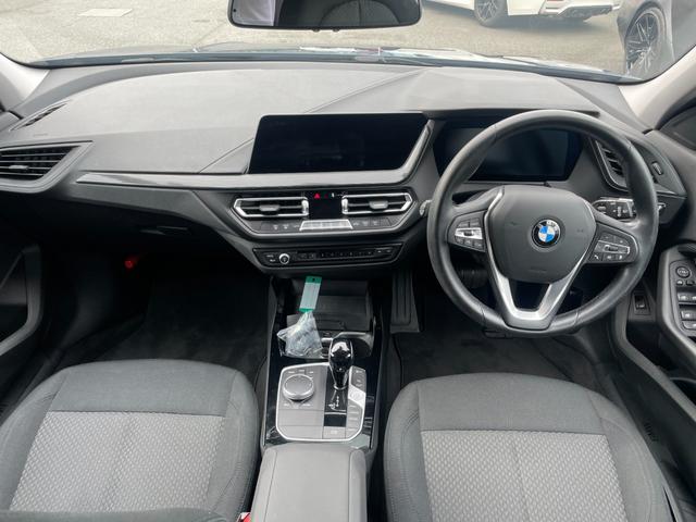 １シリーズ １１８ｉ　プレイ　【正規認定中古車】【全国正規ディーラー保証付／２年・走行距離無制限】禁煙　弊社新車拠点下取　ワンオーナー車　純正前後ドラレコ　アンビエントライト　全方位センサー　電動トランク　オートホールド　ＡＣＣ（25枚目）