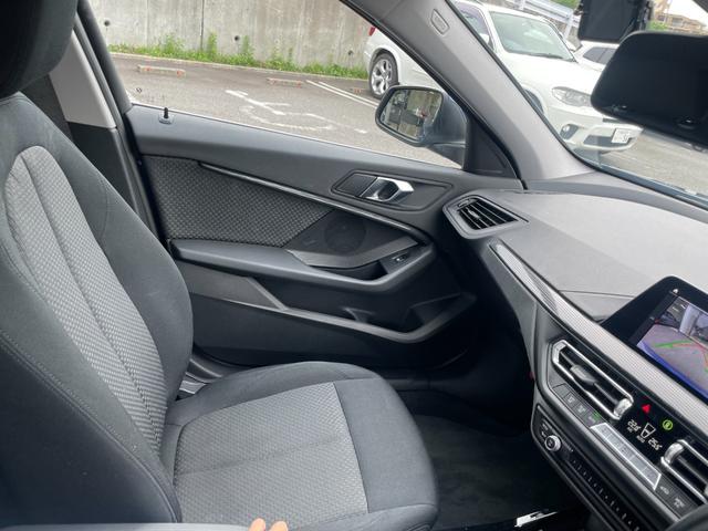 １シリーズ １１８ｉ　プレイ　【正規認定中古車】【全国正規ディーラー保証付／２年・走行距離無制限】禁煙　弊社新車拠点下取　ワンオーナー車　純正前後ドラレコ　アンビエントライト　全方位センサー　電動トランク　オートホールド　ＡＣＣ（53枚目）