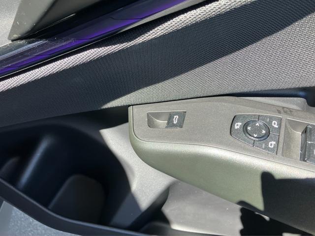 Ｘ３ ｘＤｒｉｖｅ　２０ｄ　マットカラー【正規認定中古車】【全国正規ディーラー保証付／２年・走行距離無制限】パノラマサンルーフ　ブラックレザースポーツシート　全席シートヒーター　ハーマンカードン　トップビュー　２０ＡＷ（23枚目）
