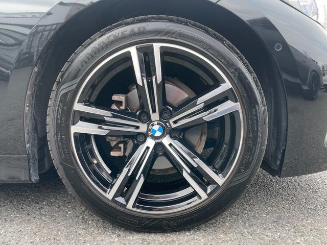 ３シリーズ ３１８ｉツーリング　Ｍスポーツ　【正規認定中古車】【全国正規ディーラー保証付／２年・走行距離無制限】トップビューカメラ　全方位センサー　シートヒーター　アンビエントライト　半革スポーツシート　パドルシフト　オートトランク　ＡＣＣ（3枚目）