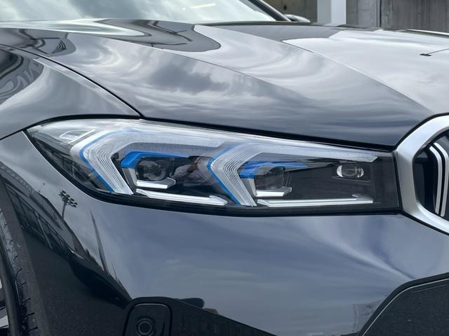 ３シリーズ ３１８ｉツーリング　Ｍスポーツ　【正規認定中古車】【全国正規ディーラー保証付／２年・走行距離無制限】トップビューカメラ　全方位センサー　シートヒーター　アンビエントライト　半革スポーツシート　パドルシフト　オートトランク　ＡＣＣ（13枚目）