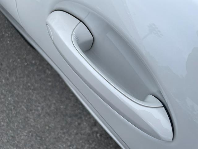 ８シリーズ Ｍ８５０ｉ　ｘＤｒｉｖｅカブリオレ　【正規認定中古車】【全国正規ディーラー保証付／２年・走行距離無制限】弊社下取り　Ｂｏｗｅｒｓ　＆　Ｗｉｌｋｉｎｓ　ホワイトレザースポーツシート　シートヒーター　ベンチレーション　レーザーヘッドライト（29枚目）